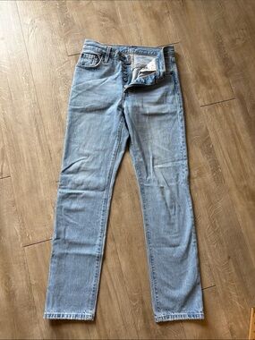 Levi’s 501 Women’s Jeans 25W 30L *measures 28x30